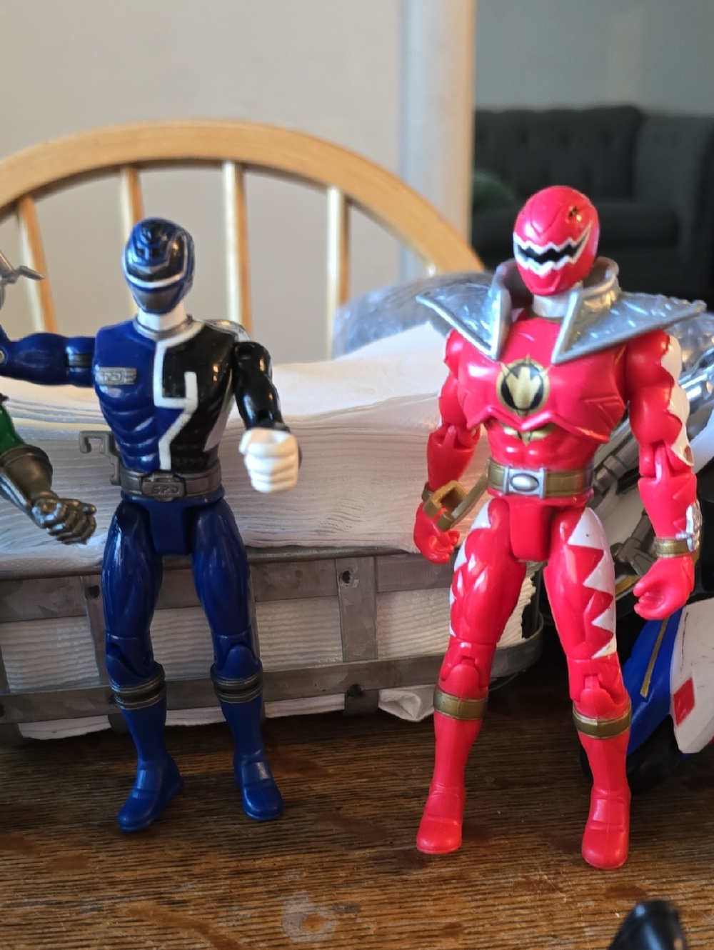 Power Rangers Action Figures - Picture 4 of 7